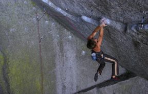 Chris Sharma encadena Dreamcatcher9a en Squamish – Canadá