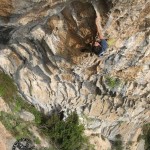 Marco Jubes escalando Sabor a Sangre 8a+ Montgrony - Foto Villan Alayón