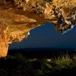 Jordi Salas escalando Password 8a+