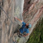 Alfredo Zubillaga en Fuga Hospitalaria 5.12c/d – L15 550 metros en el Tepuy Upuigma