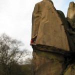 Matt Segal en Gaia E8 6c en Peak District