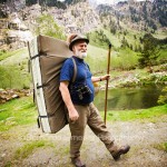 Típico señor con sombrero y crashpad en Tirol Austria - Foto Bernardo Giménez