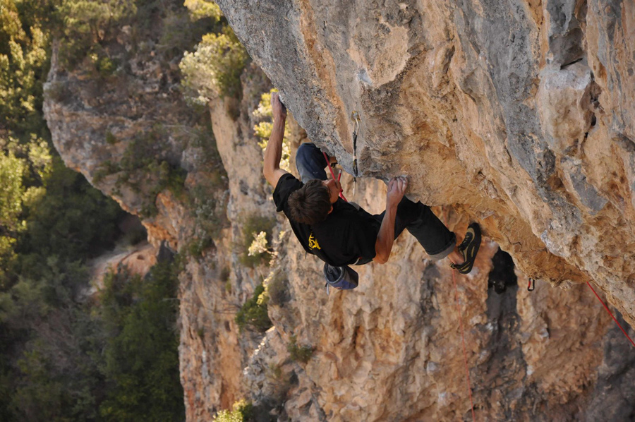 Primer 9a latino; Danilo Pereira encadena Supernova 9a en Vadiello