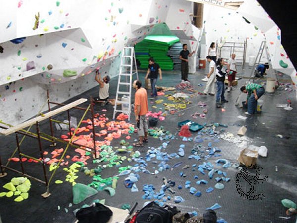 Inauguracion Sala de escalada Zona de Bloque en Colombia