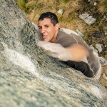 jaseh Munelo escalando cerca de La Laguna Verde -foto-Eleazar Rojas