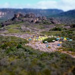 Campamento base Escalada boulder en el Auyantepuy Venezuela