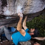 Dani Andrada escalada boulder en el Auyantepuy Venezuela