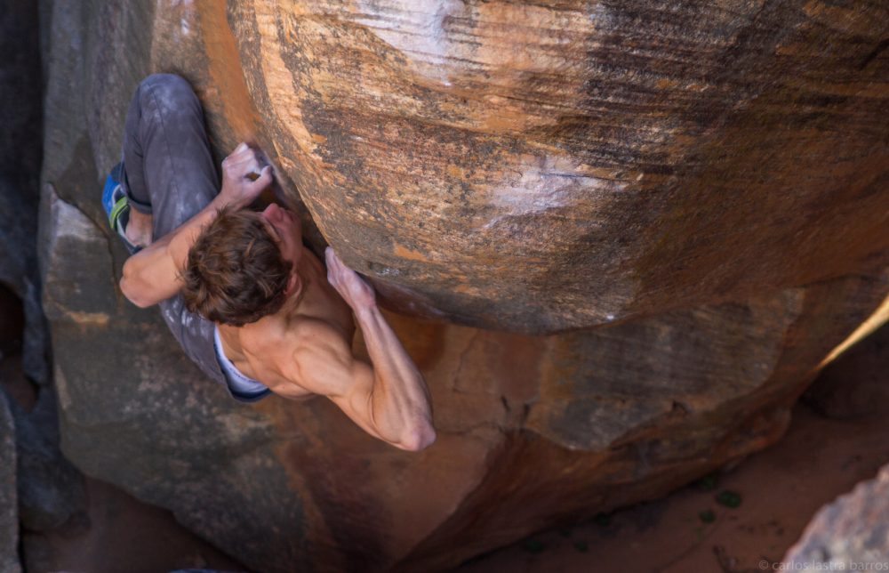 Escalador chilero Facundo Langbehn prepara su primer V15 de boulder