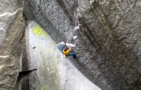 Alex Megos realiza Dreamcatcher 9a en un día Squamish - Canadá