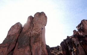 El mejor sector de escalada deportiva y boulder “El Edén” en Bolivia