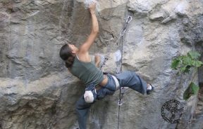 Daniela Lopez en Scarafaggio 7c - Escalada en Venezuela