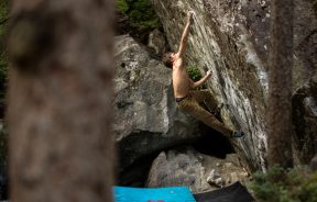 Video escalada boulder: “Conjetura” en búsqueda del primer V15 de Facundo Langbehn - Foto Carlos Lastra Barros