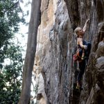 Escaladores de alto nivel disfrutan de escalada en el Bosque Mágico