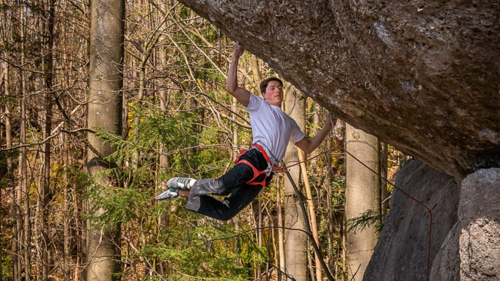 Video escalada: Philipp Gaßner encadena Action Directe 9a